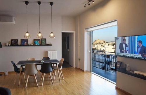 Pangrati Apartment | 110 m² Apartment ∙ 3 bedrooms ∙ 6 guests