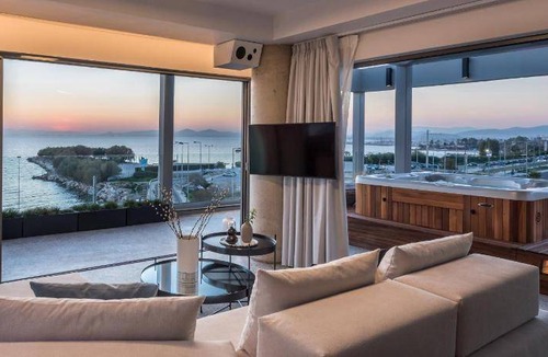 Alimos Apartment | 114 m² Serviced apartment ∙ 2 bedrooms ∙ 6 guests