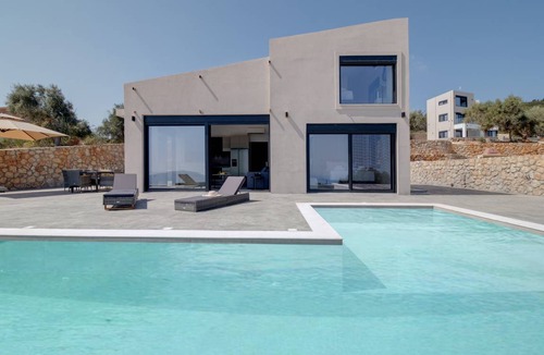 Kavallos Villa | 115 m² Villa ∙ 4 bedrooms ∙ 9 guests