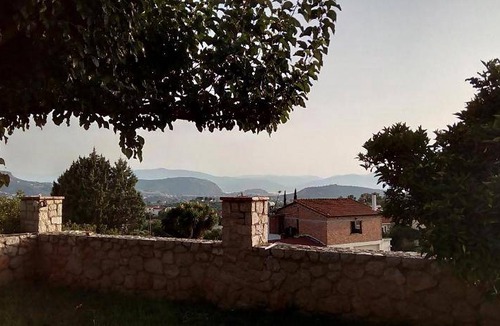 Agios Adrianos Apartment | 120 m² Apartment ∙ 4 bedrooms ∙ 10 guests