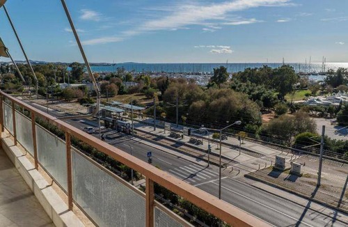Alimos Apartment | 120 m² Apartment ∙ 3 bedrooms ∙ 10 guests