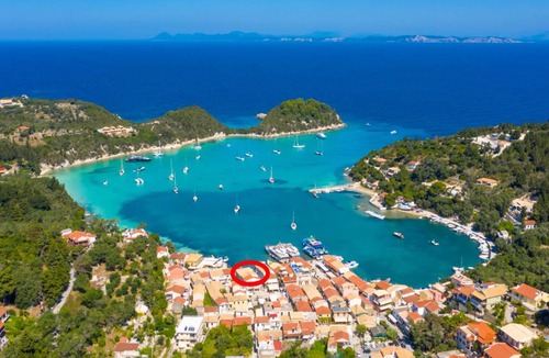 Lakka House | 120 m² House ∙ 2 bedrooms ∙ 5 guests