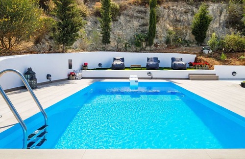 Paros Villa | 120 m² Villa ∙ 2 bedrooms ∙ 8 guests