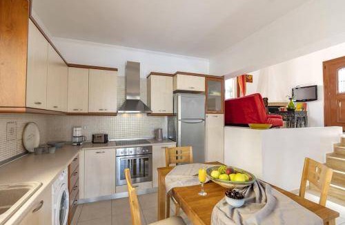 Kolymbia Villa | 120 m² Villa ∙ 3 bedrooms ∙ 8 guests