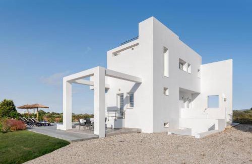 Soroni Villa | 120 m² Villa ∙ 4 bedrooms ∙ 9 guests