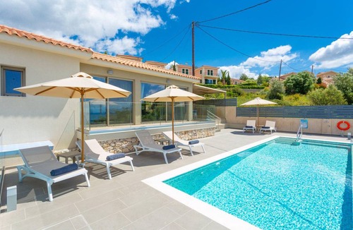 Lassi Villa | 125 m² Villa ∙ 3 bedrooms ∙ 6 guests