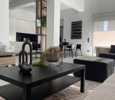 Palaio Faliro Apartment | 130 m² Apartment ∙ 2 bedrooms ∙ 11 guests