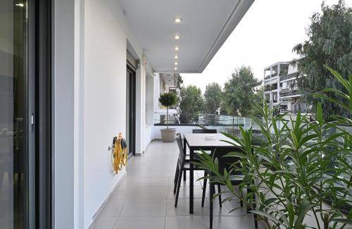 Palaio Faliro Apartment | 130 m² Apartment ∙ 2 bedrooms ∙ 11 guests
