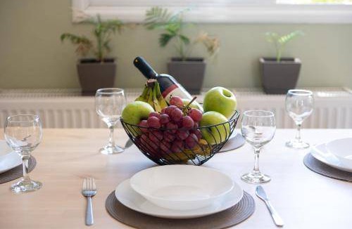 Termenades Apartment | 130 m² Apartment ∙ 2 bedrooms ∙ 5 guests