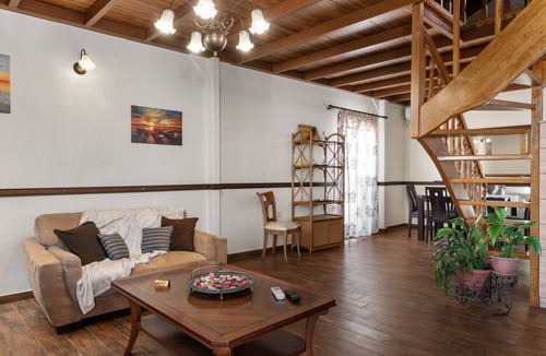 Aigaleo Apartment | 130 m² Apartment ∙ 3 bedrooms ∙ 10 guests