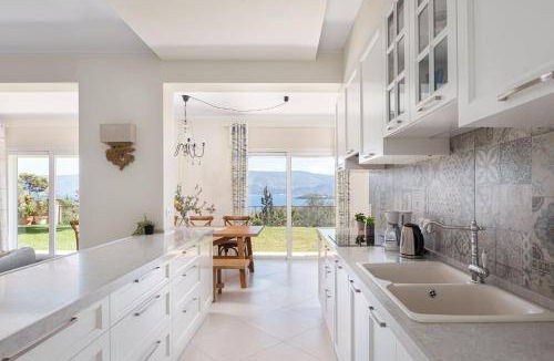 Isthmia Apartment | 130 m² Apartment ∙ 2 bedrooms ∙ 5 guests