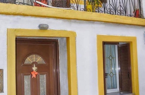 Chlomos House | 130 m² House ∙ 2 bedrooms ∙ 4 guests