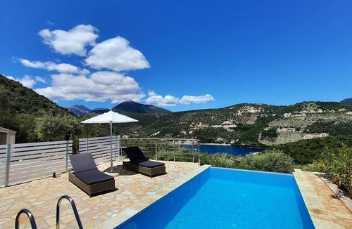 Sivota House | 130 m² House ∙ 3 bedrooms ∙ 6 guests