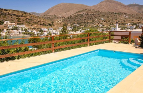 Kini House | 130 m² House ∙ 4 bedrooms ∙ 8 guests