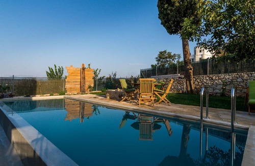 Kastellos House | 140 m² House ∙ 3 bedrooms ∙ 8 guests