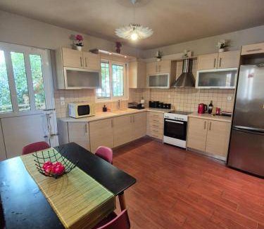 Lagonissi Villa | 140 m² Villa ∙ 3 bedrooms ∙ 7 guests
