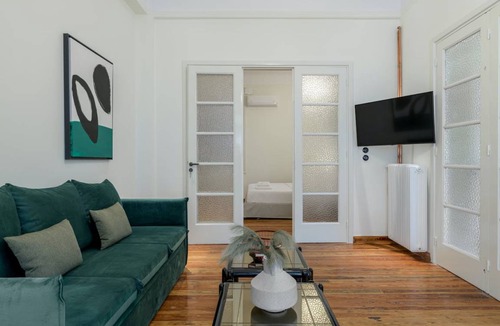 Plaka Apartment | 145 m² Apartment ∙ 3 bedrooms ∙ 8 guests