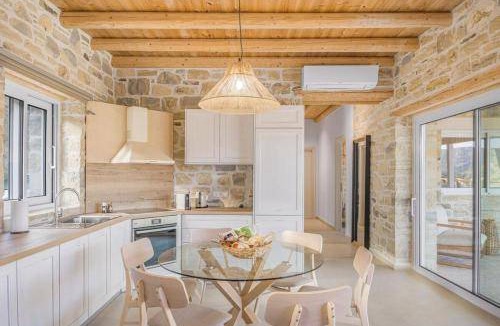 Matala Villa | 145 m² Villa ∙ 3 bedrooms ∙ 6 guests