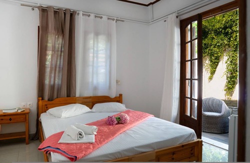 Agios Dimitrios Apartment | 15 m² Studio flat ∙ 1 bedroom ∙ 2 guests