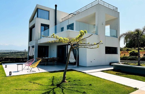 Maleme Villa | 150 m² Villa ∙ 4 bedrooms ∙ 10 guests