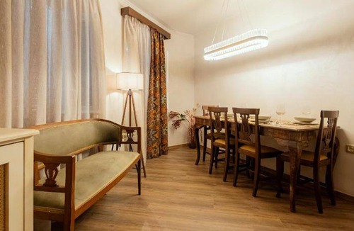 Old Town Apartment | 155 m² Apartment ∙ 3 bedrooms ∙ 10 guests