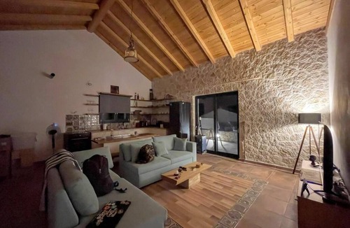 Parelia Villa | 160 m² Villa ∙ 4 bedrooms ∙ 10 guests