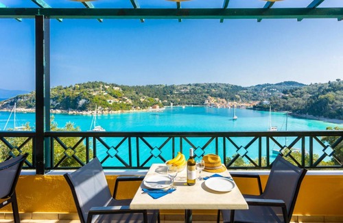 Lakka Villa | 160 m² Villa ∙ 3 bedrooms ∙ 7 guests