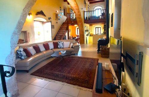 Drapanos Villa | 161 m² Villa ∙ 4 bedrooms ∙ 10 guests