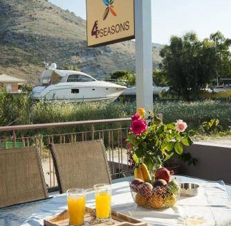 Plataria House | 180 m² House ∙ 4 bedrooms ∙ 8 guests