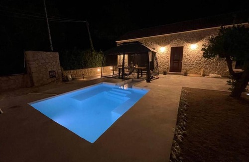 Parelia Villa | 180 m² Villa ∙ 4 bedrooms ∙ 12 guests
