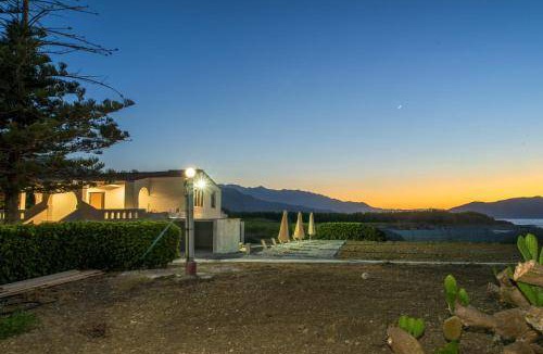 Filaki Villa | 180 m² Villa ∙ 2 bedrooms ∙ 6 guests