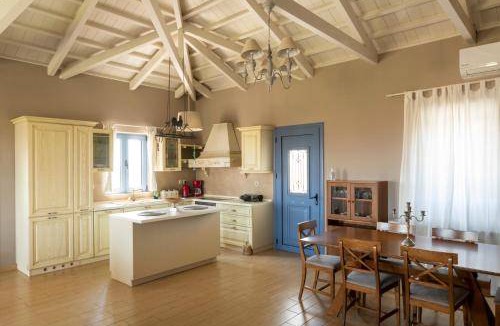 Nea Koutali Villa | 180 m² Villa ∙ 4 bedrooms ∙ 8 guests