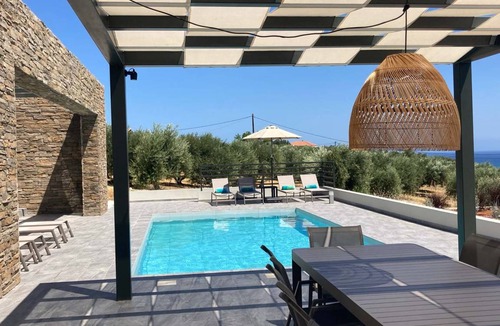 Agia Villa | 180 m² Villa ∙ 5 bedrooms ∙ 10 guests