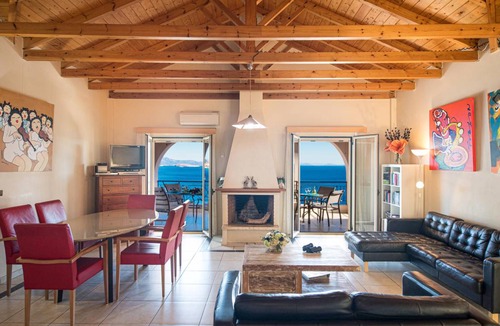 Sivota House | 200 m² House ∙ 4 bedrooms ∙ 8 guests
