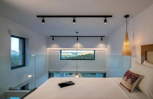 Kounelion House | 210 m² Farmhouse ∙ 6 bedrooms ∙ 18 guests