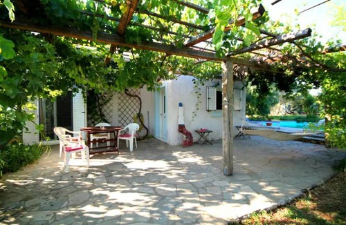 Agios Adrianos House | 210 m² House ∙ 4 bedrooms ∙ 10 guests