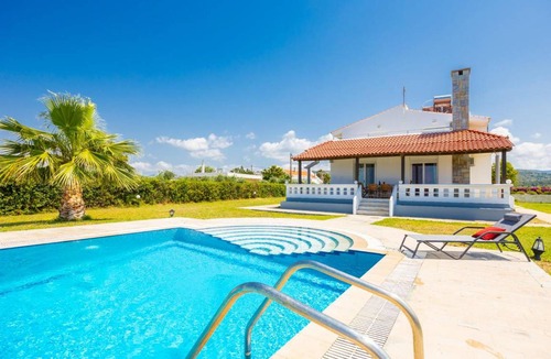 Kamiros Villa | 210 m² Villa ∙ 4 bedrooms ∙ 8 guests