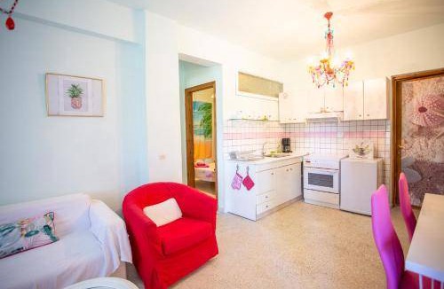 Siviri House | 220 m² House ∙ 7 bedrooms ∙ 16 guests