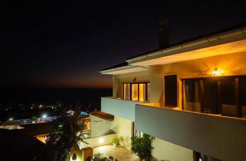 Skala Resort | 220 m² Resort ∙ 5 bedrooms ∙ 12 guests