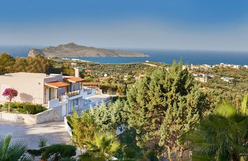 Stalos Villa | 24sleeps - 3 Modern renovated villas - 3 Prvt Pools - View