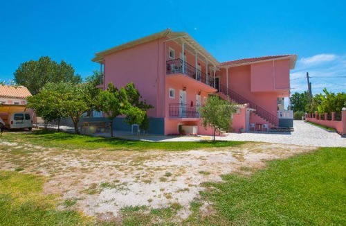 Vassiliki Apartment | 25 m² Serviced apartment ∙ 4 guests