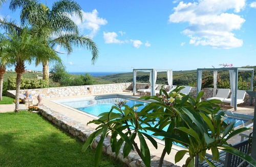 Darmarochori House | 250 m² House ∙ 4 bedrooms ∙ 8 guests