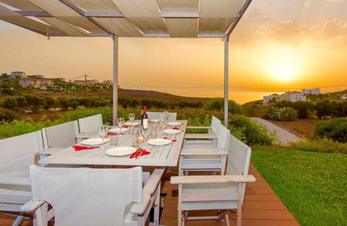 Stavros Villa | 250 m² Villa ∙ 3 bedrooms ∙ 7 guests