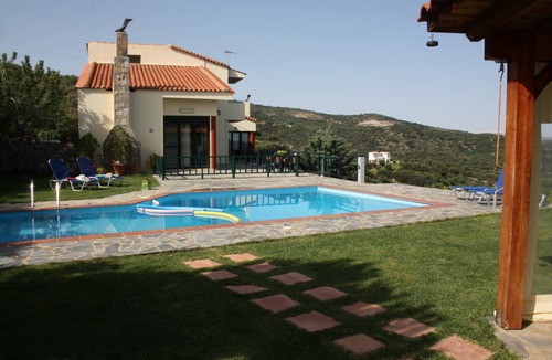 Milatos Villa | 290 m² Villa ∙ 8 bedrooms ∙ 17 guests