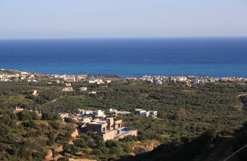Milatos Villa | 290 m² Villa ∙ 8 bedrooms ∙ 17 guests