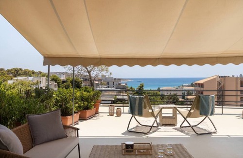 Vouliagmeni Apartment | 2BD Luxury Sea View Penthouse in Astir Beach