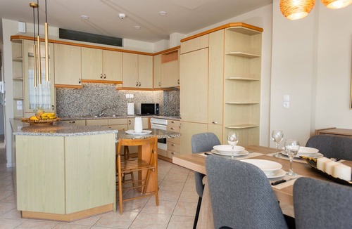 Kokinos Pirgos Apartment | 3 bedroom apartment with harbor view - near the beach
