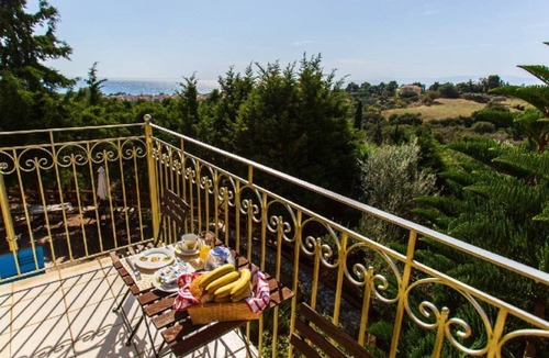 Skala Villa | 3 Queens Villas