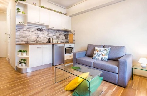 Plaka Apartment | 30 m² Apartment ∙ 2 guests