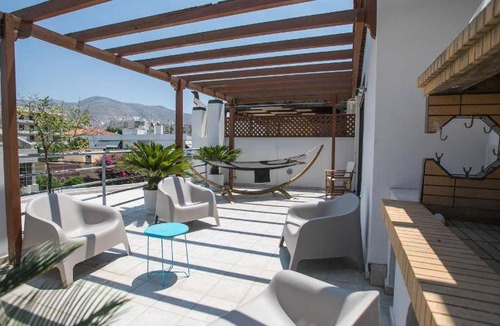 Glyfada Villa | 300 m² Villa ∙ 5 bedrooms ∙ 9 guests